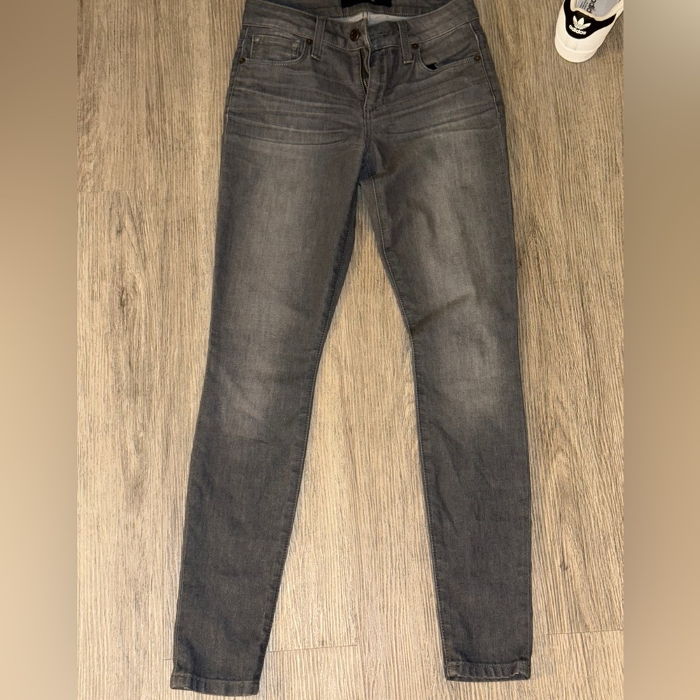 Joe's Jeans Gray Skinny Jeans with Distressed Look
